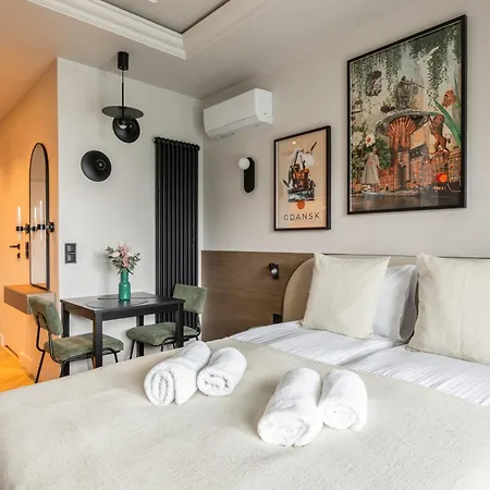 Apartmanhotel Lily - Rooftop Terrace By The Shipyard