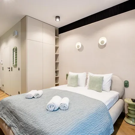 Apartmanhotel Lily - Rooftop Terrace By The Shipyard