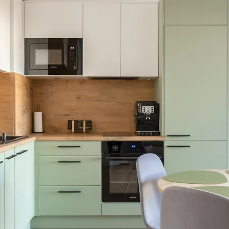 Lily - Rooftop Terrace By The Shipyard غدانسك