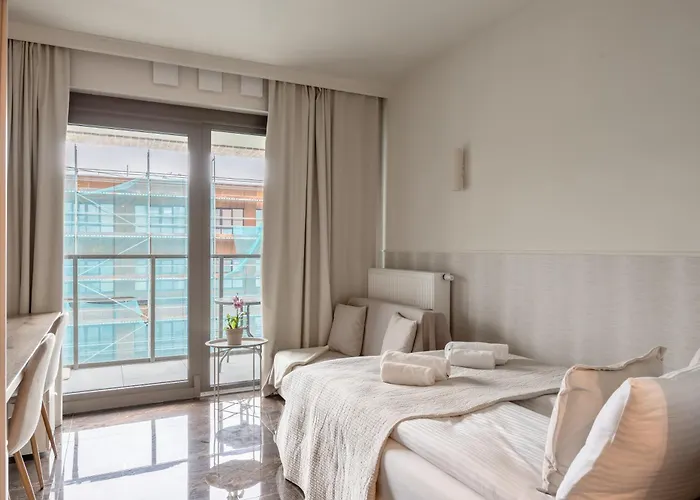 Lily - Rooftop Terrace By The Shipyard شقة فندقية