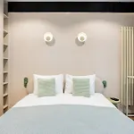 Lily - Rooftop Terrace By The Shipyard 公寓式酒店