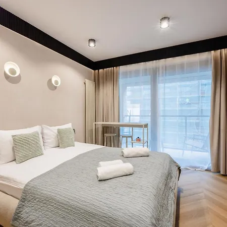 Lily - Rooftop Terrace By The Shipyard מלון דירות גדנסק