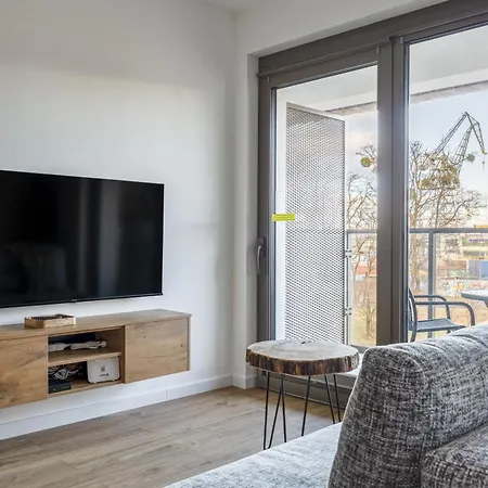 Lily - Foodhall & Rooftop Terrace Apart Otel 3*
