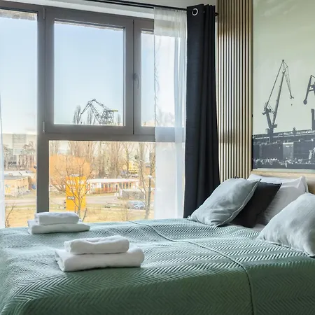 Apart Otel Lily - Foodhall & Rooftop Terrace Gdansk