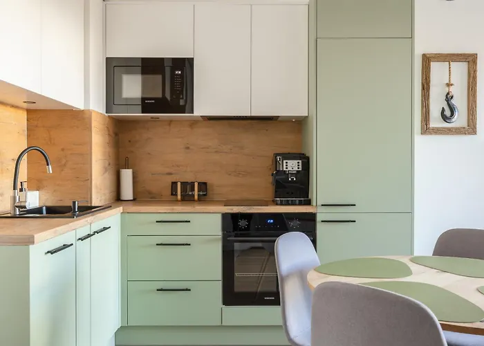 Lily - Rooftop Terrace By The Shipyard Gdańsk