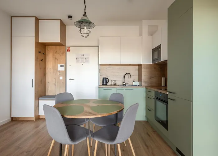 Lily - Rooftop Terrace By The Shipyard Hotel apartamentowy