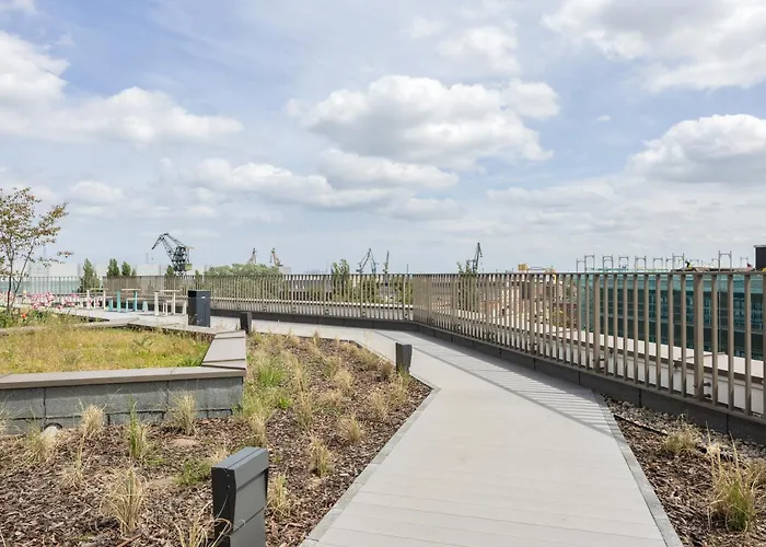 Lily - Rooftop Terrace By The Shipyard Gdańsk