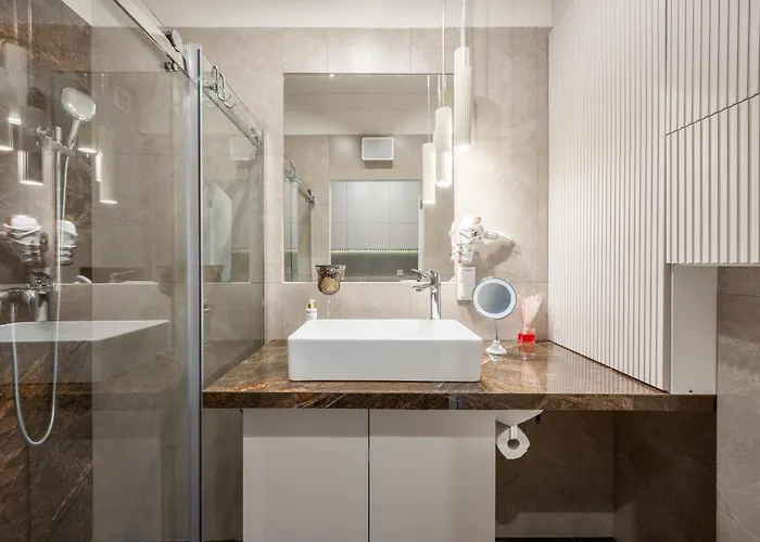 Lily - Rooftop Terrace By The Shipyard 3*