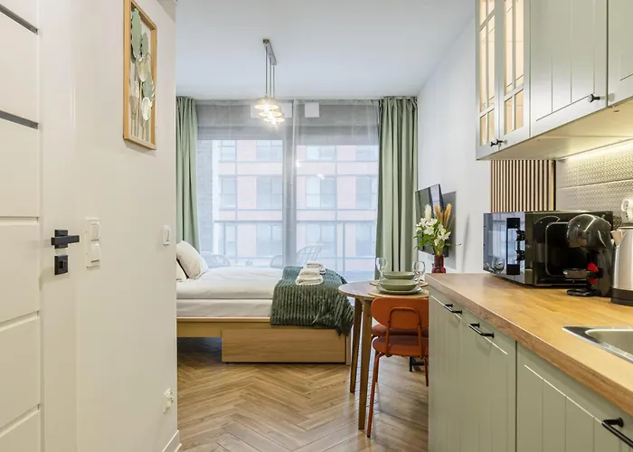 Aparthotel Lily - Rooftop Terrace By The Shipyard